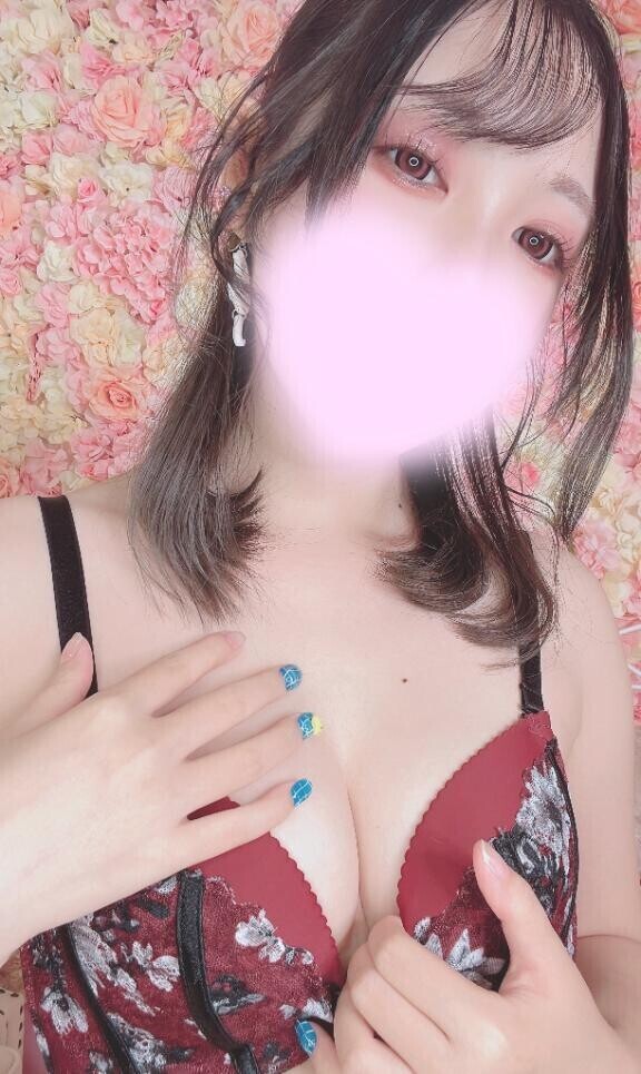 お昼何食べたー？ららはね〜