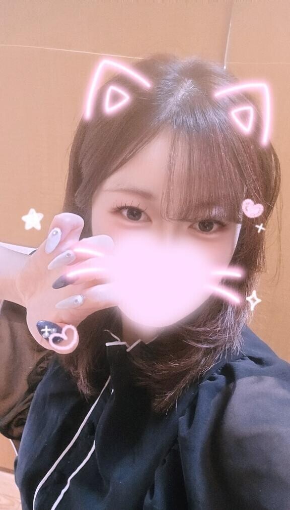 空いてるお兄さんいないー？