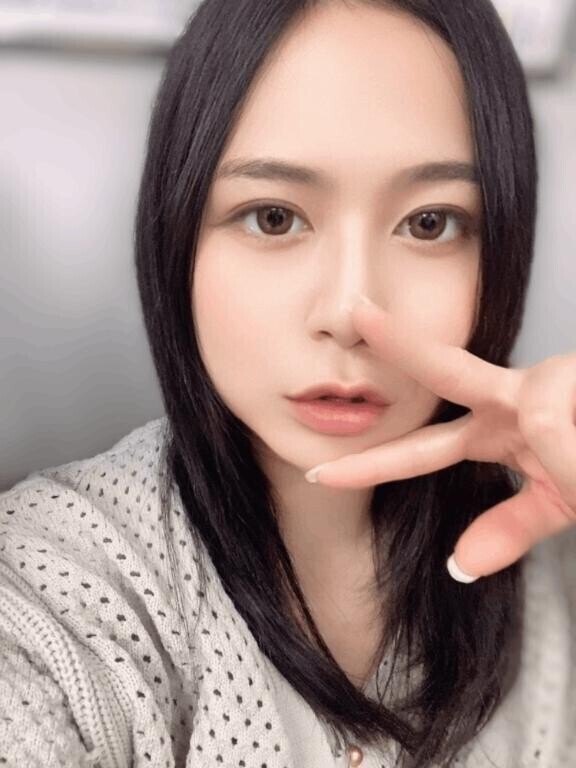 恋華のフェラや玉舐め