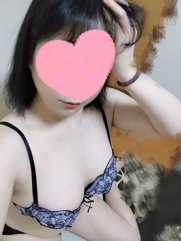 ‪”‬香水の魔法で……