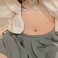 制服似合ってるかな？？