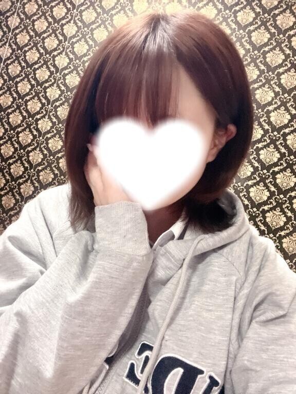 居てます‍