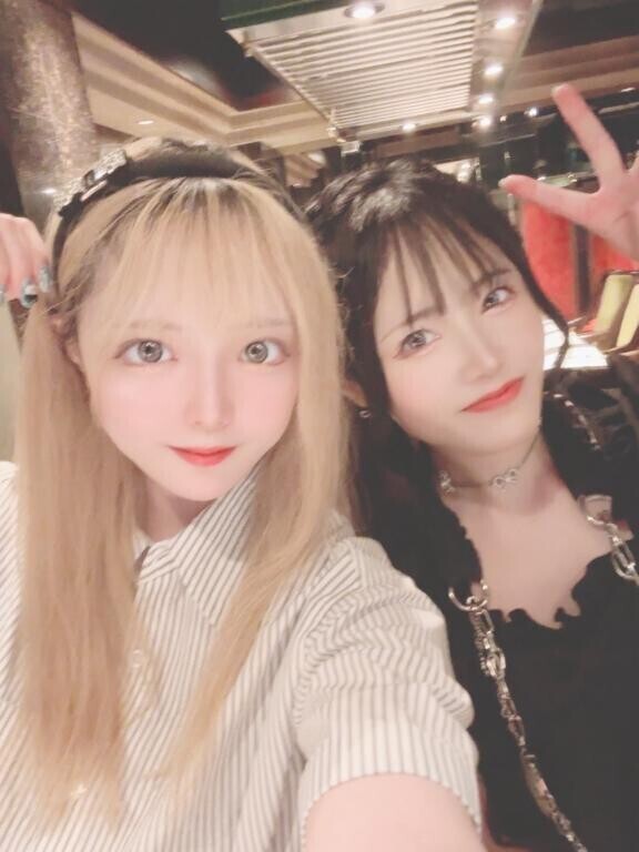 イヴちゃんと??