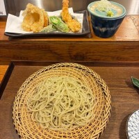 やすな