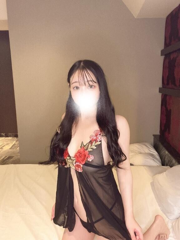 舐めながらの攻撃?