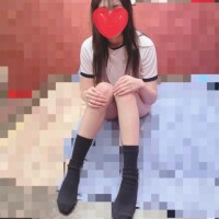 脚開いて待ってる///