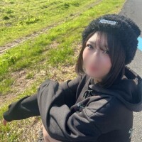 初出勤∠(　?-? )／