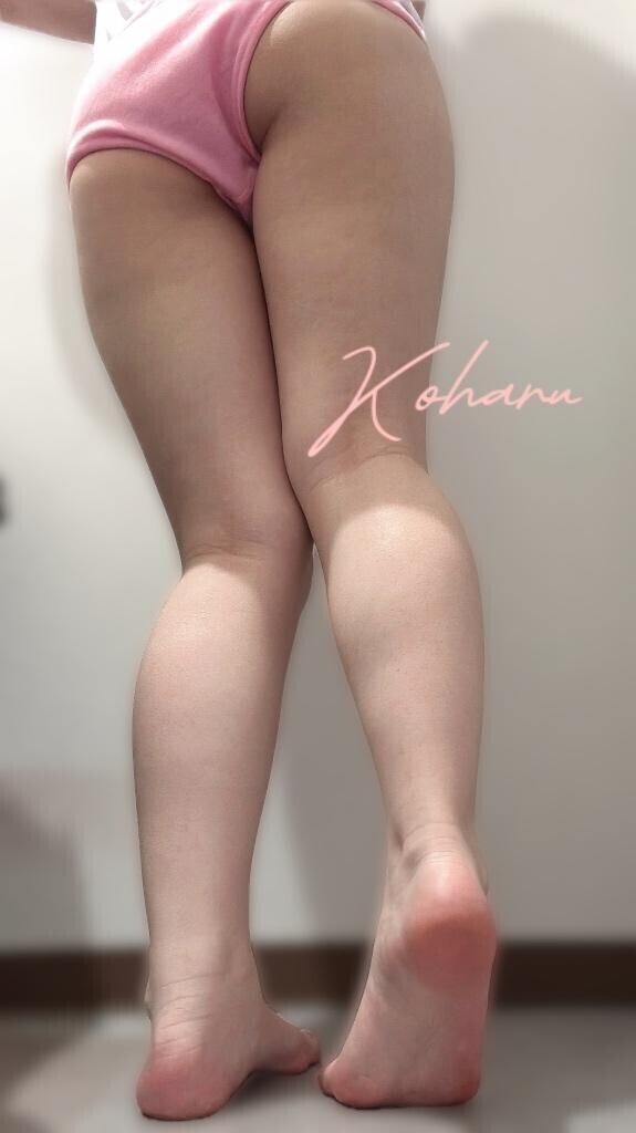 ?脚でぬるぬる…？