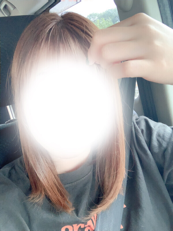 カット‍