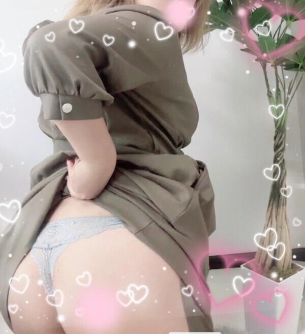 2人っきりのベッドで、、♡