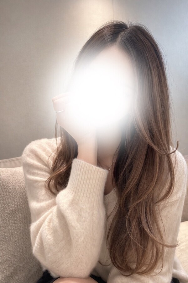 視線だけで始まる予感