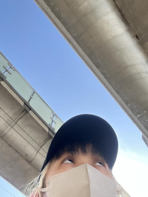 裏側見せちゃいます?