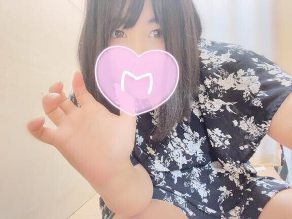 喉の奥に当たって…?