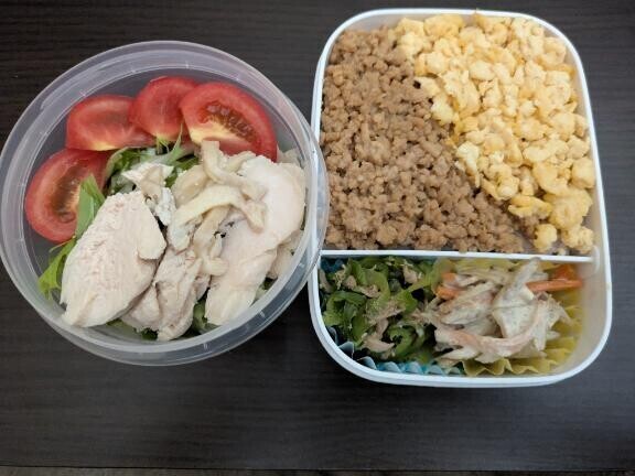 鶏づくしお弁当?