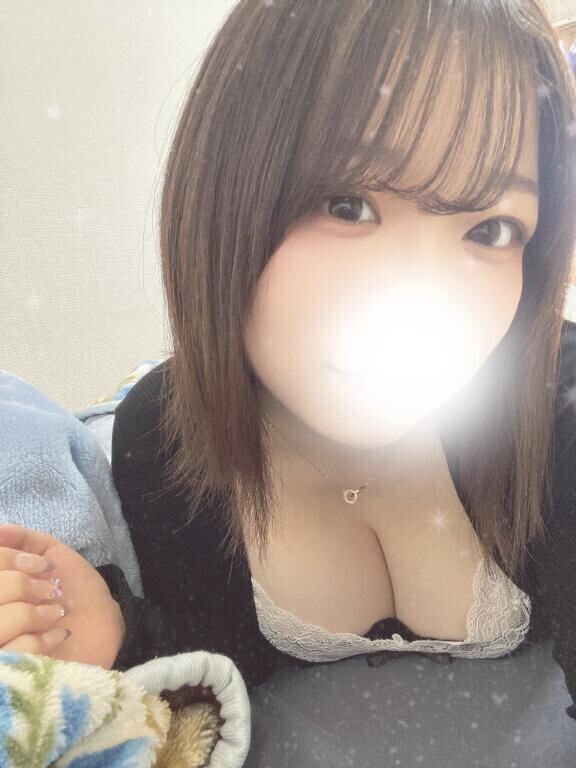 ねぇ、ねぇ...?