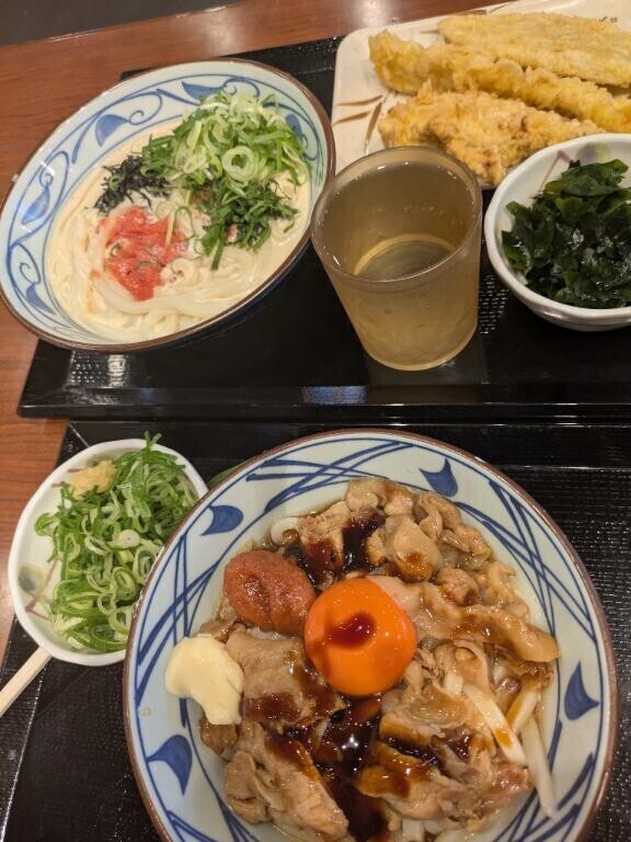 (?´?`?)??"??"