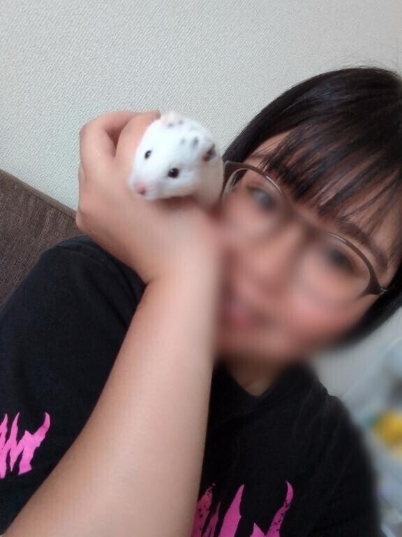 朝からハムハム?