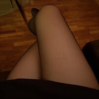 ねえ、挟まれてみる？♡