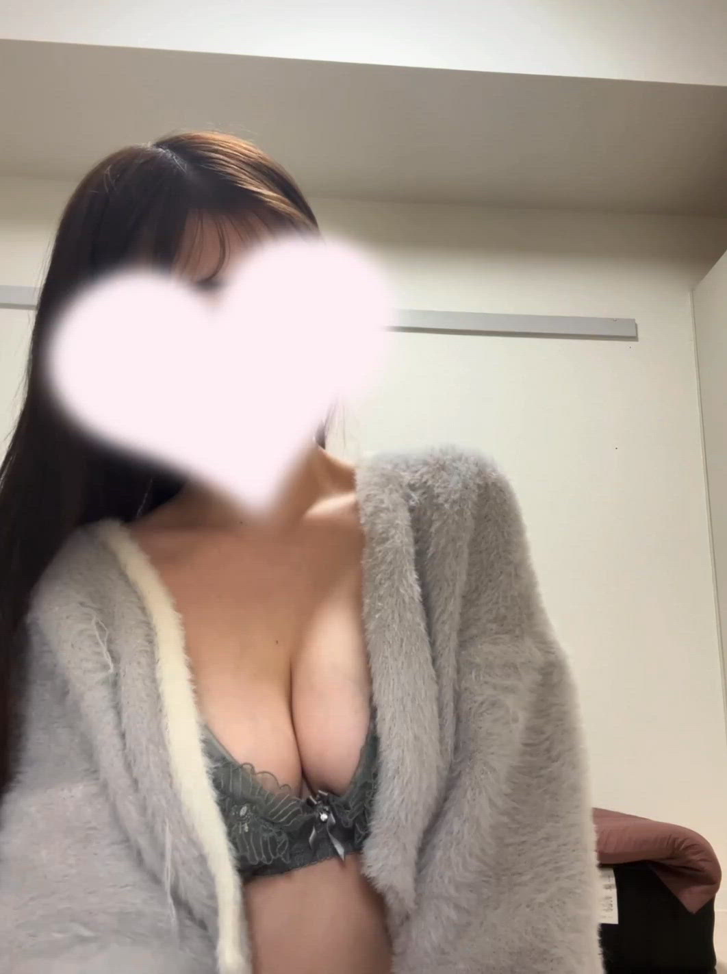 暑さなんて忘れてくっつきましょ？？♡