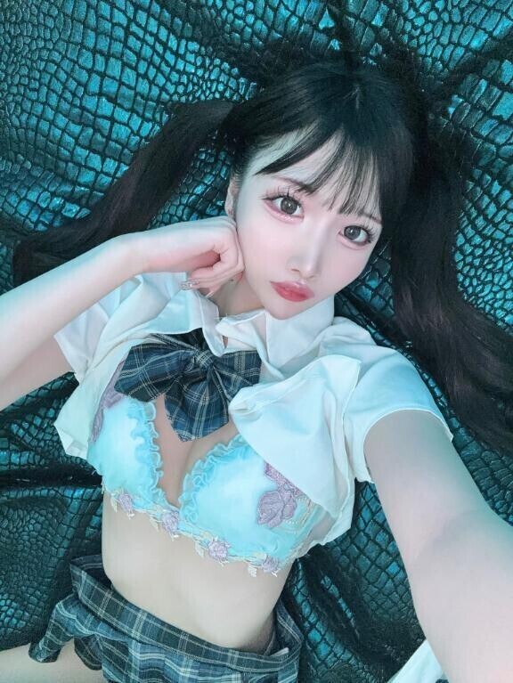 えっちなJK🩵