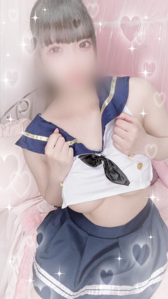 下からみるおっぱいは絶景❤️