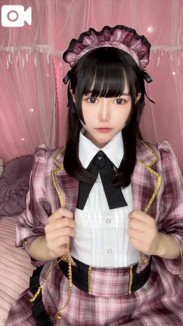 人生山あり谷あり胸あり