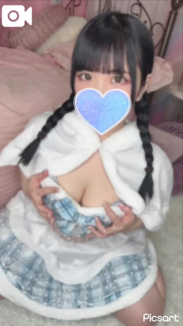 おっぱいに押しつぶされる覚悟できてる？