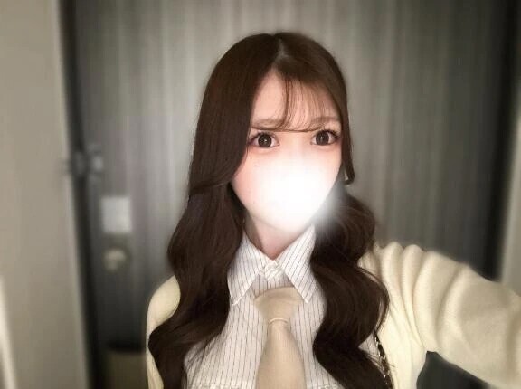 明日12:00～出勤します♡