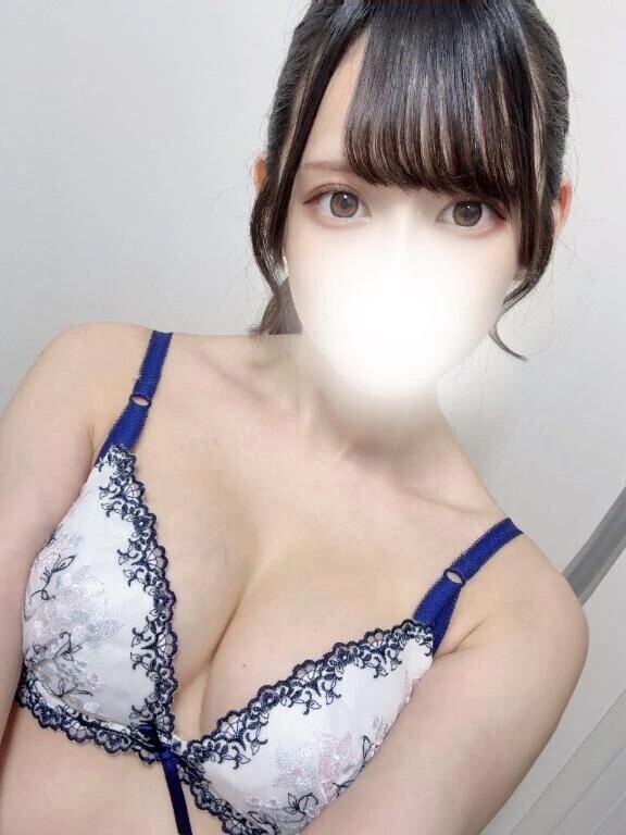 しゅっきんしてます🫐💙