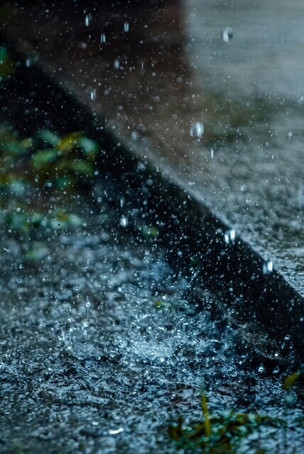 雨宿りに、休憩に