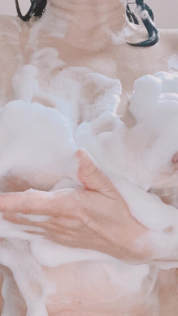 泡洗体?