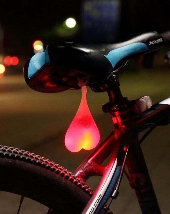 えー、自転車乗る時はこちらの睾〇を付けてください。