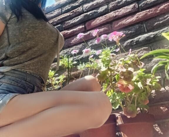母の花と足