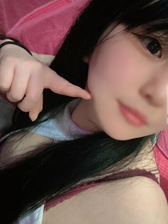 睾〇を枕にすることはありでしょうか?電〇付きで。