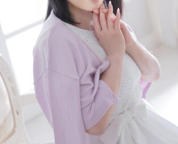 出勤するよ🙋🏻‍♀️  ̖́-