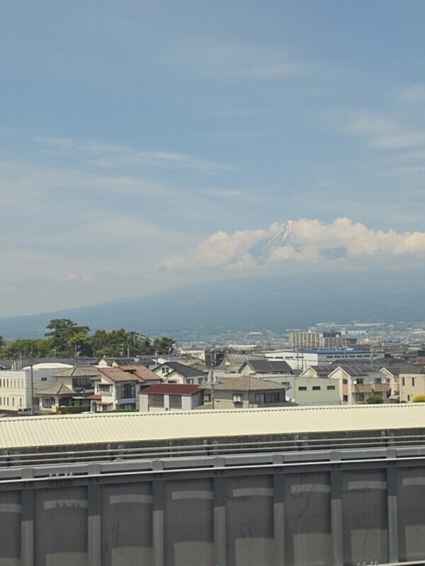こんにちは☀️