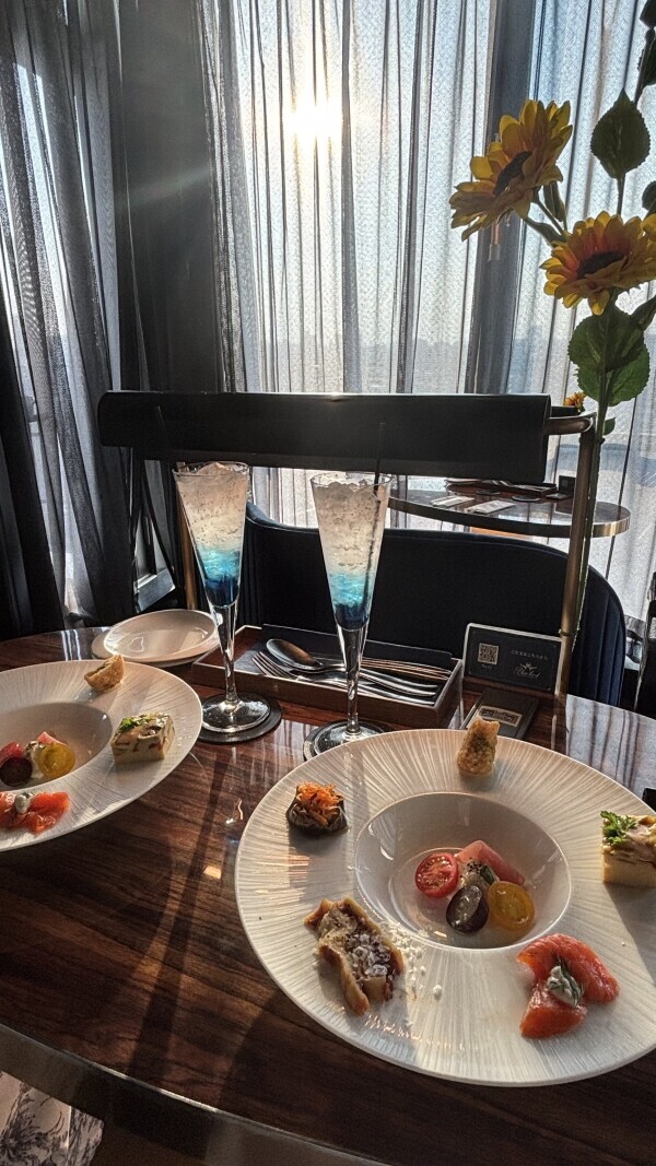 こんにちは！！