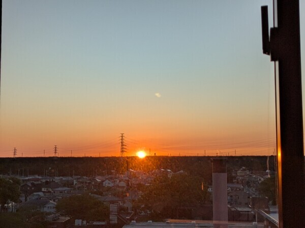 大きな窓から…👀✨