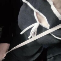 金晩?
