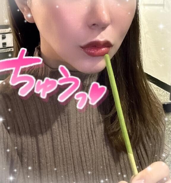 ?大人のポッキーゲーム??