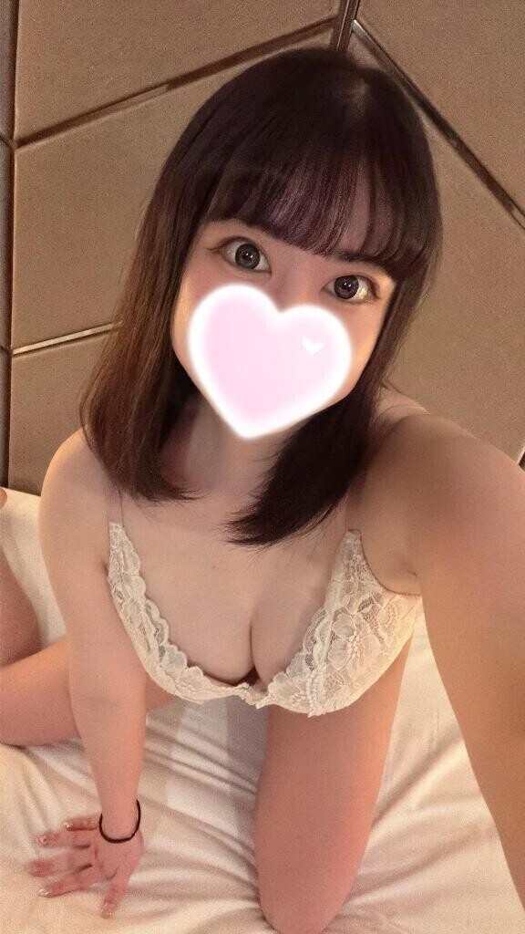 見つめる先には…?