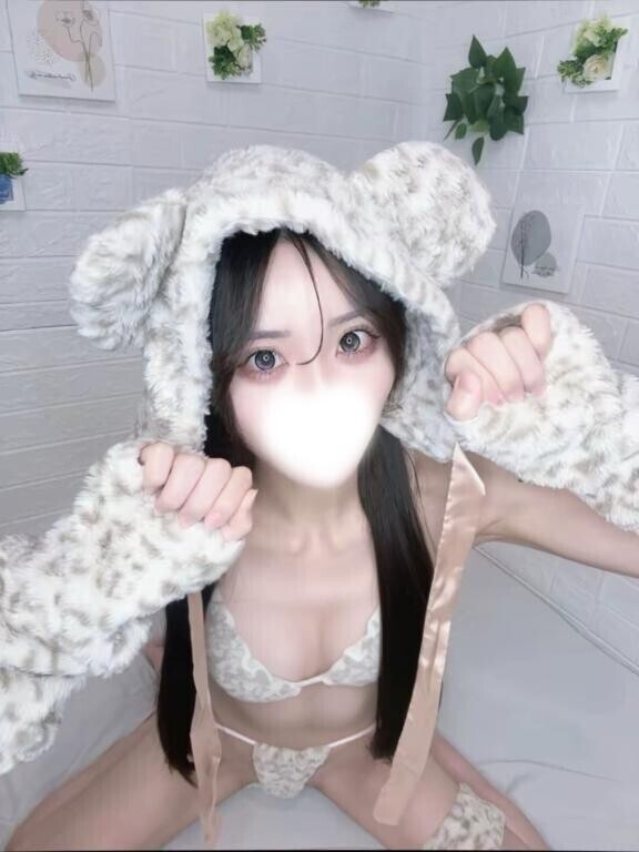 【むぎゅ?】