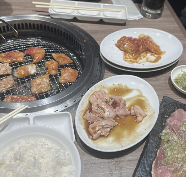 ŧ‹”ŧ‹”( ‘ч’ )ŧ‹”ŧ‹”