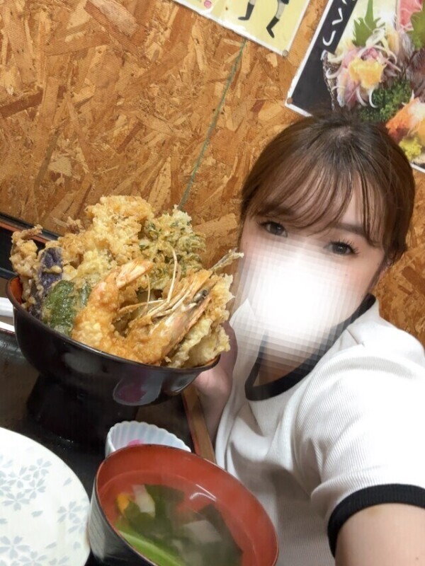 ひなの顔より大きい