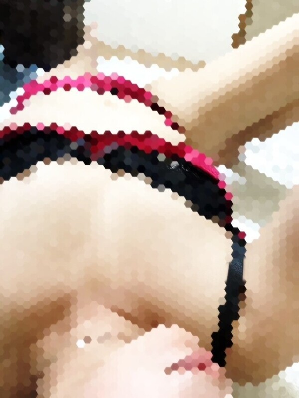 濃厚なキスと密着