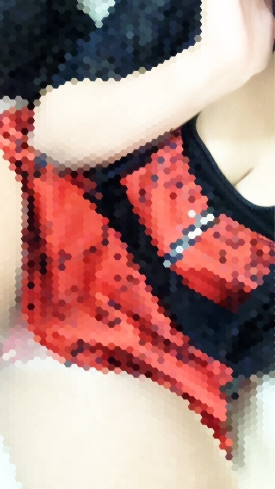 おっパイに 挟まれませんか？