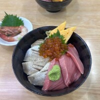 ニコリ
