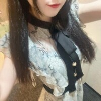 服の上からでもわかる細さ🥺