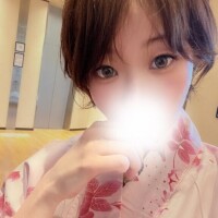 じーっと見つめないで…バレちゃうから💄