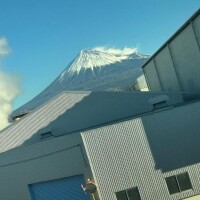 🗻